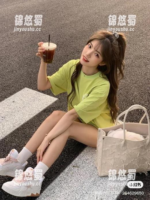 轻松获取17c吃瓜app下载传送门，一秒变吃瓜达人！