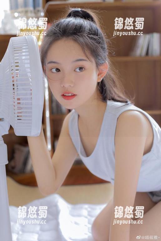 想追瓜？下载51cg1.com苹果版，随时观看最新爆料资讯哦！