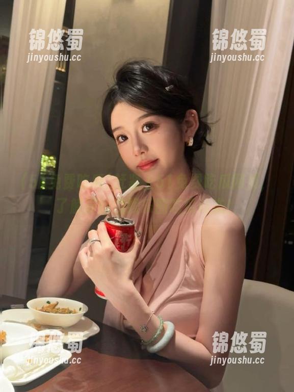 51免费吃瓜 赶紧上51免费吃瓜网页,了解最新的娱乐圈吃瓜动态!