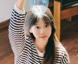 点击51吃瓜入口，揭秘我和五个倾城未婚妻的浪漫日常