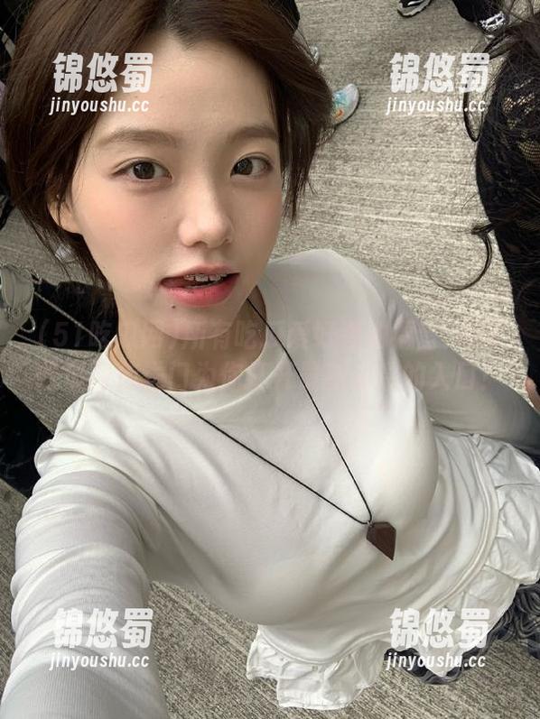 51吃瓜网 所有吃瓜爱好者的福音:51吃瓜网传送门为你打开最新消息的入口!