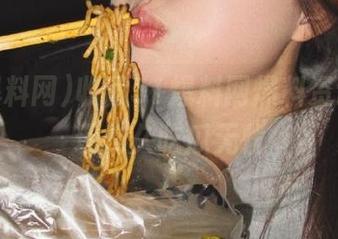 收藏51爆料网爆料资讯，实现永久吃瓜无忧