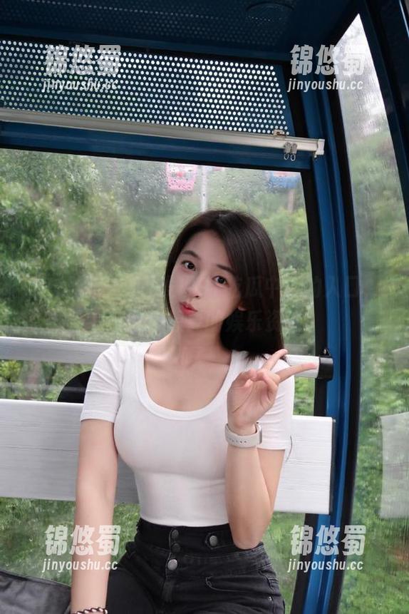 发现91吃瓜中心的入口，获取你想要的娱乐资讯