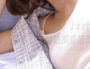 直达https://zztt15.com/，不容错过的吃瓜直播现场