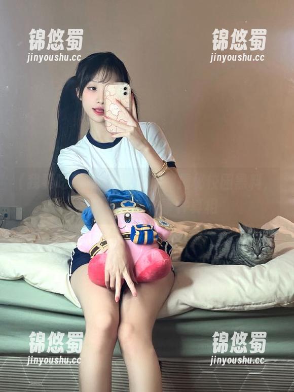 我要吃瓜网 我要吃瓜网揭秘校园黑料,视频带你直击事件真相