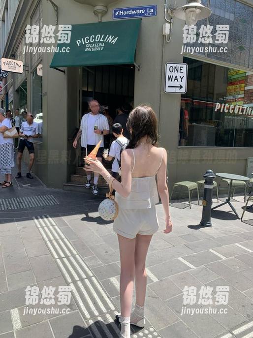 明星黑料 直达明星黑料,追踪最劲爆的明星绯闻动态
