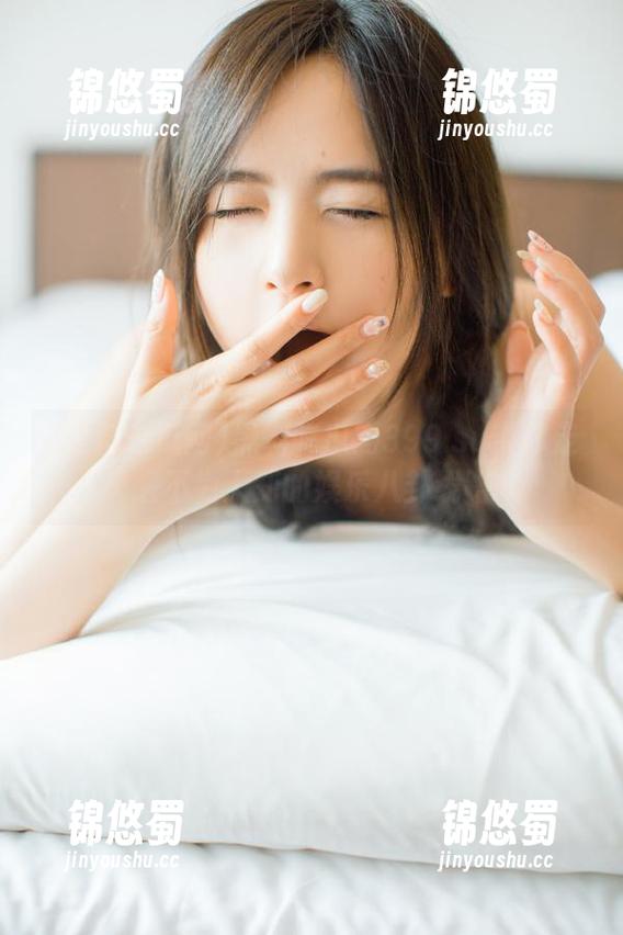 黑料吃瓜网399.su带你走进不为人知的娱乐八卦线路